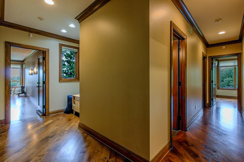 Mansfield, Ohio, 44903, United States, 4 Bedrooms Bedrooms, ,5 BathroomsBathrooms,Residential,Active,2045398