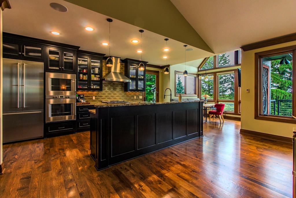 Mansfield, Ohio, 44903, United States, 4 Bedrooms Bedrooms, ,5 BathroomsBathrooms,Residential,Active,2045398
