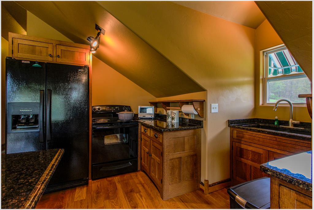 Mansfield, Ohio, 44903, United States, 4 Bedrooms Bedrooms, ,5 BathroomsBathrooms,Residential,Active,2045398