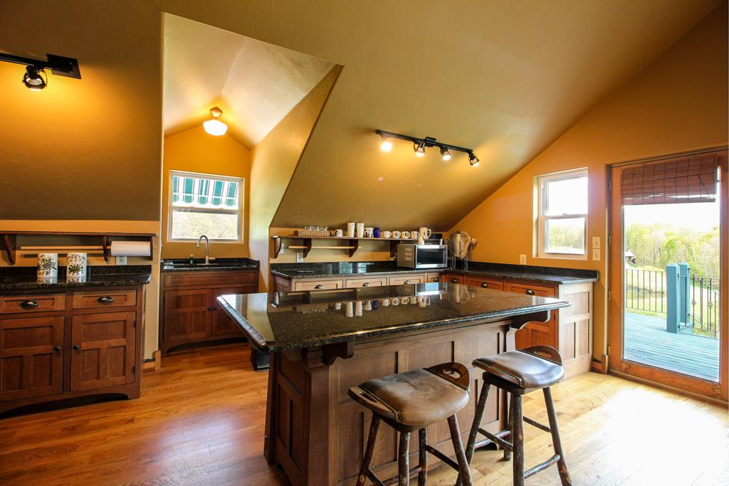 Mansfield, Ohio, 44903, United States, 4 Bedrooms Bedrooms, ,5 BathroomsBathrooms,Residential,Active,2045398