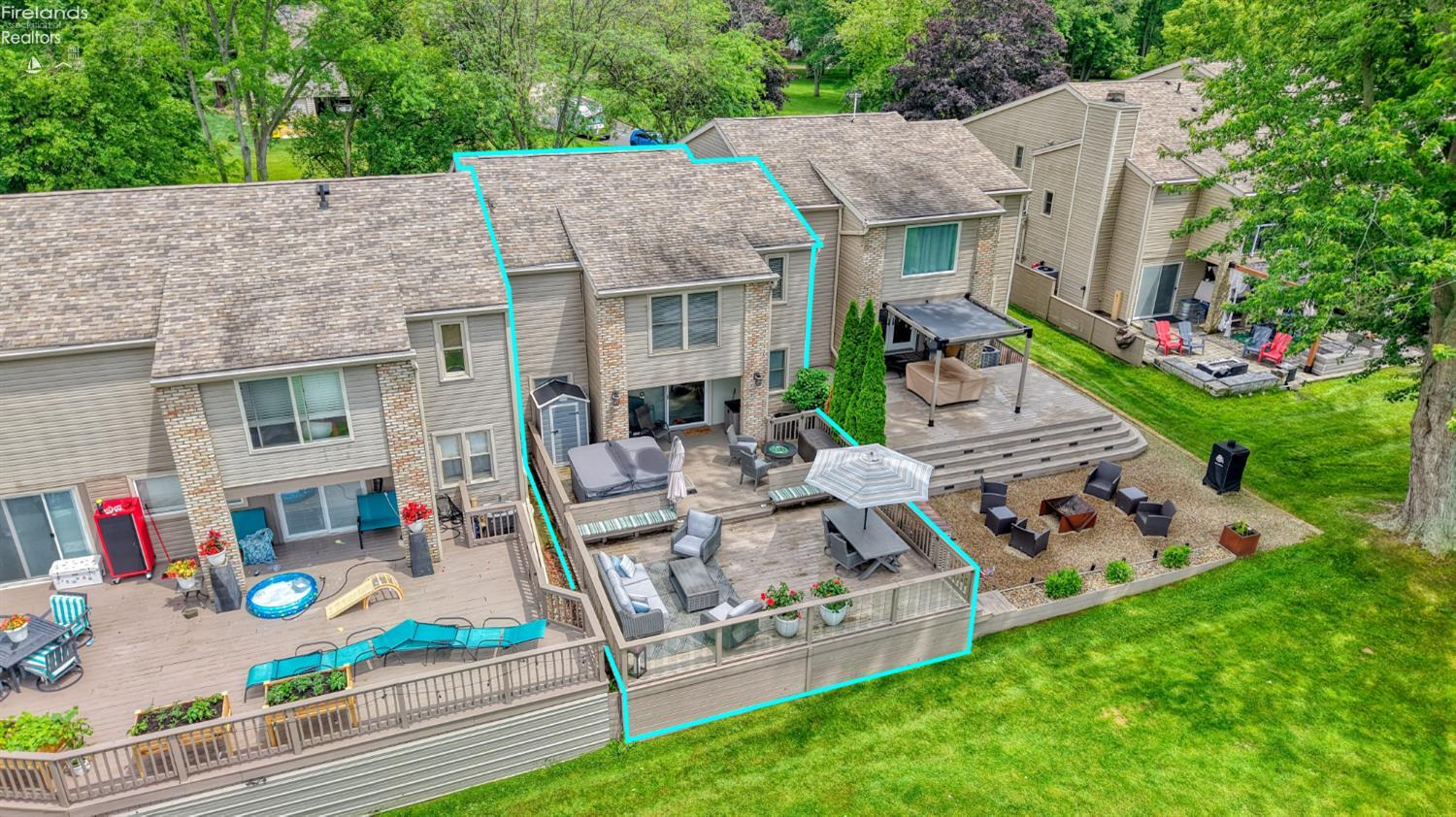 Huron, Ohio 44839, United States, 2 Bedrooms Bedrooms, ,3 BathroomsBathrooms,Residential,Active,156084