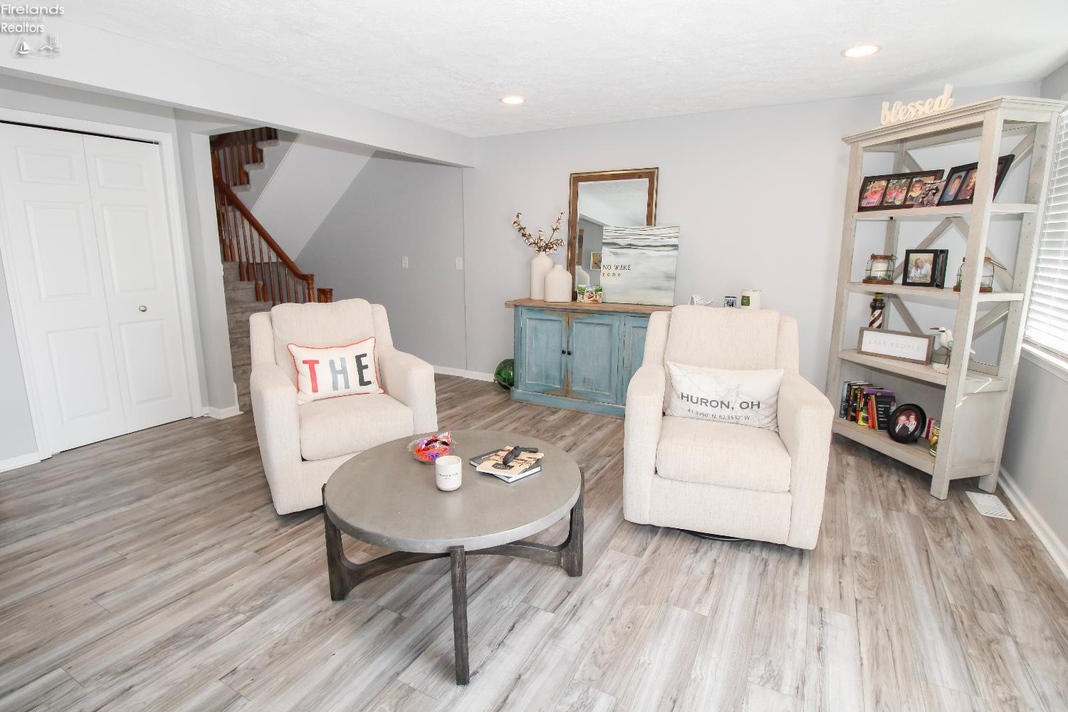 Huron, Ohio 44839, United States, 2 Bedrooms Bedrooms, ,3 BathroomsBathrooms,Residential,Active,156084