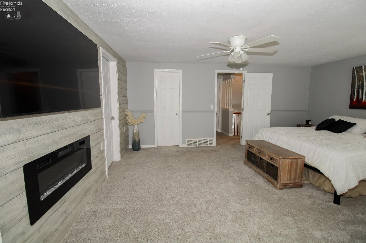 Huron, Ohio 44839, United States, 2 Bedrooms Bedrooms, ,3 BathroomsBathrooms,Residential,Active,156084