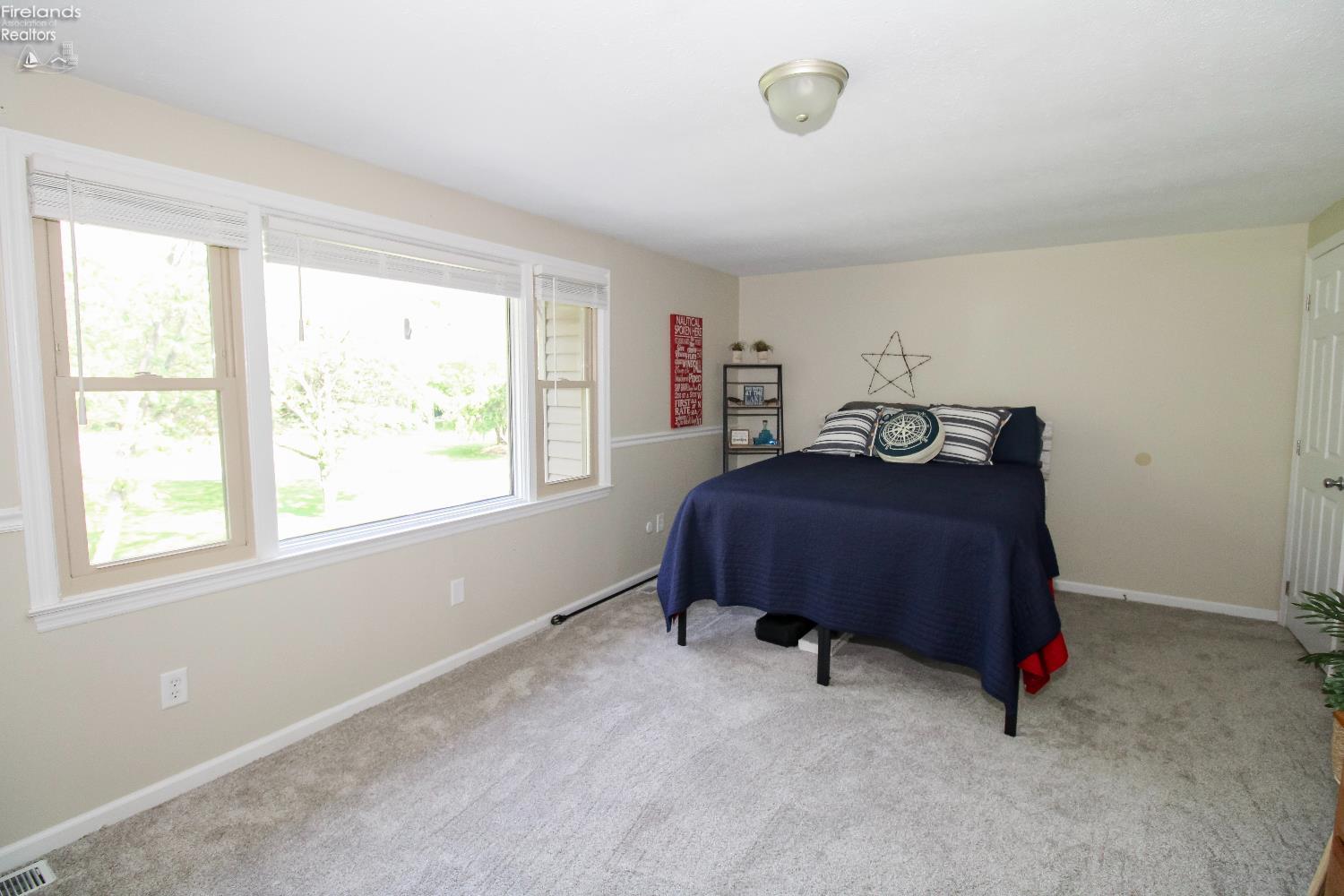 Huron, Ohio 44839, United States, 2 Bedrooms Bedrooms, ,3 BathroomsBathrooms,Residential,Active,156084