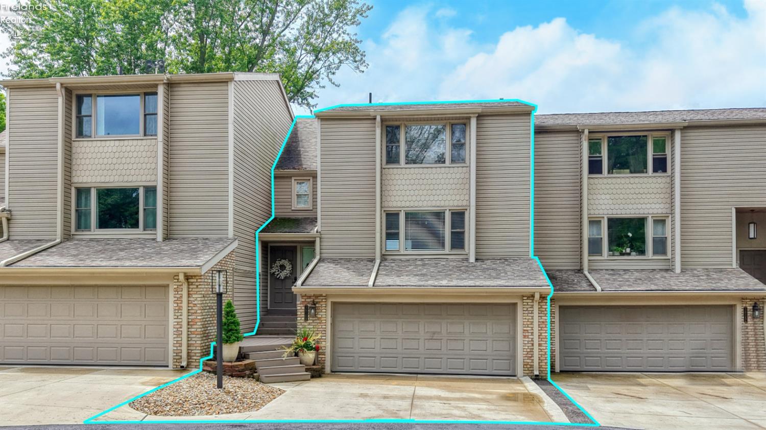 Huron, Ohio 44839, United States, 2 Bedrooms Bedrooms, ,3 BathroomsBathrooms,Residential,Active,156084