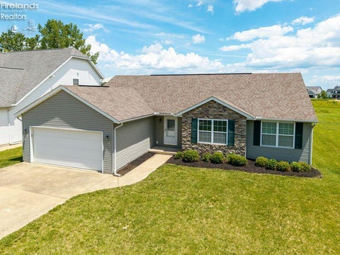Homes For Sale - 2855 S Amherst<br/> Ottawa County, Port Clinton, OH 43452
