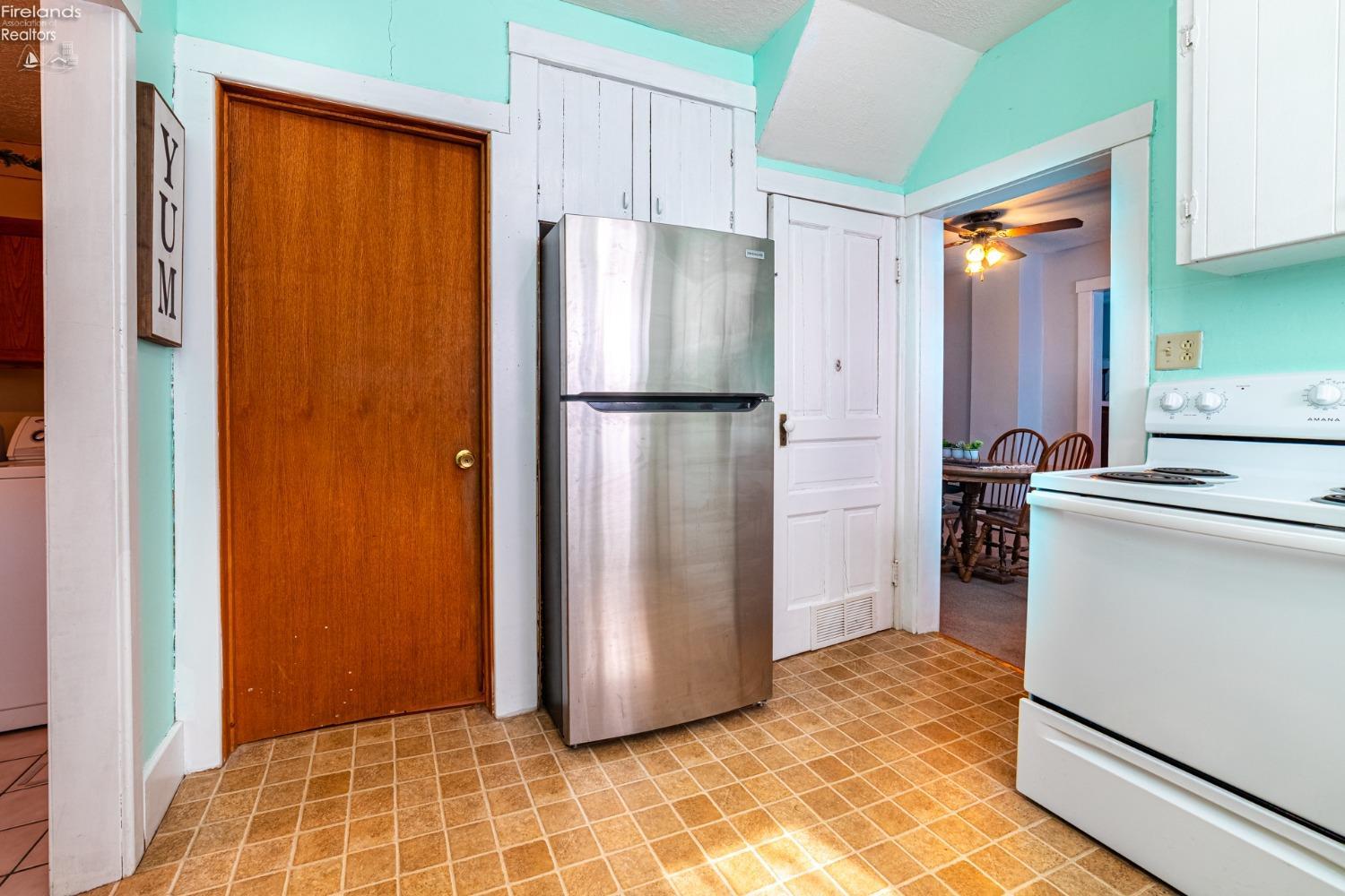 24 E Gray Street St, Norwalk, Ohio image 11
