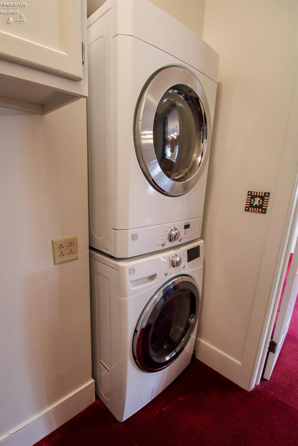 Milan, Ohio 44846, United States, 3 Bedrooms Bedrooms, ,2 BathroomsBathrooms,Residential,Coming Soon,97434