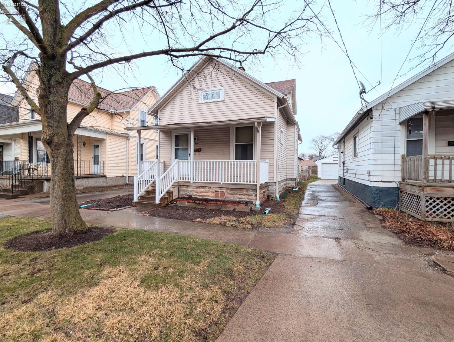 808 Maple Avenue, Sandusky, Texas image 1