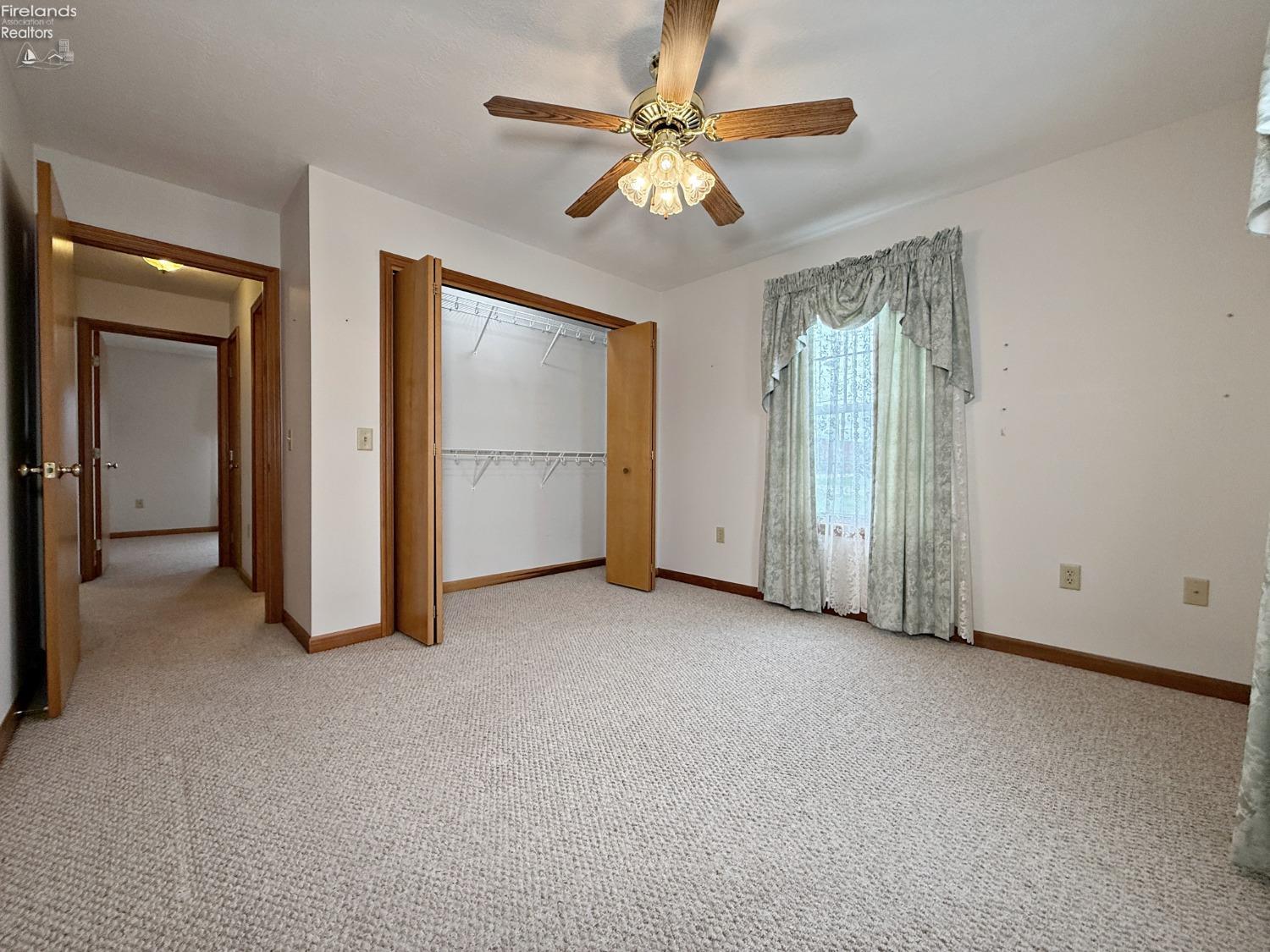 101 E Teakwood Court, Tiffin, Texas image 21