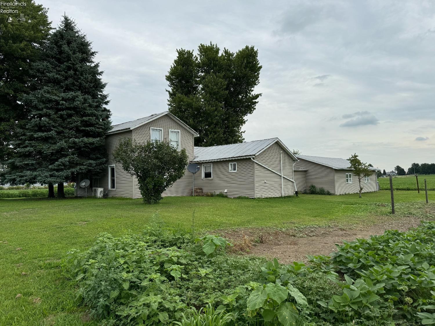 12698 Fostoria Road, Bradner, Ohio image 12