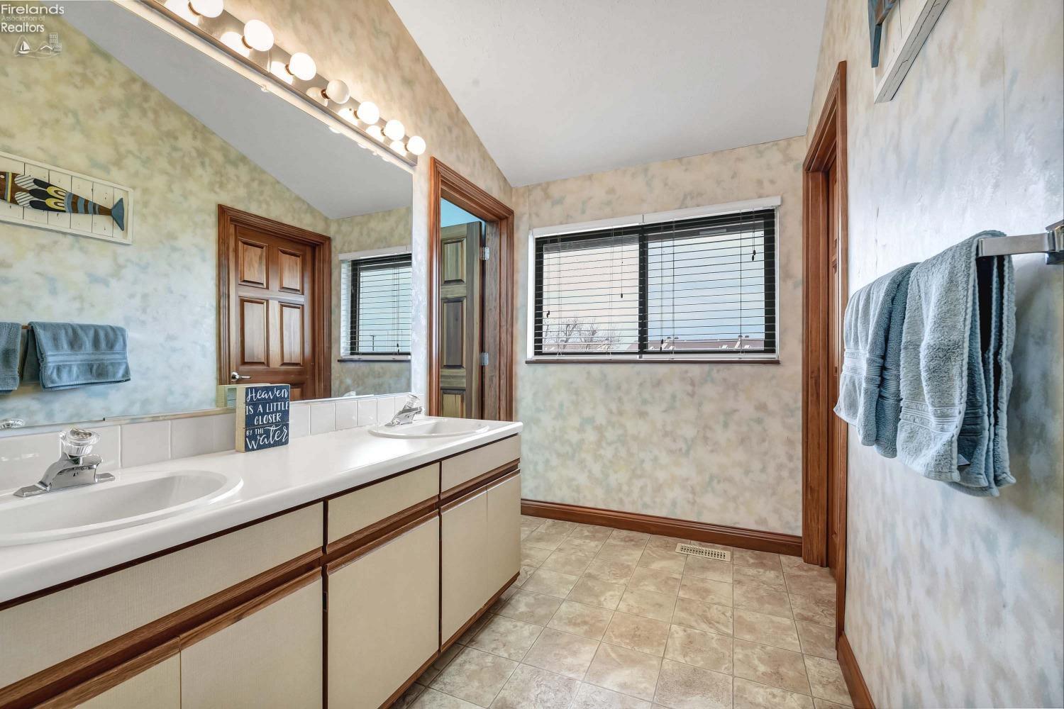 509 W Lakeshore Drive #E-6, Port Clinton, New Mexico image 29