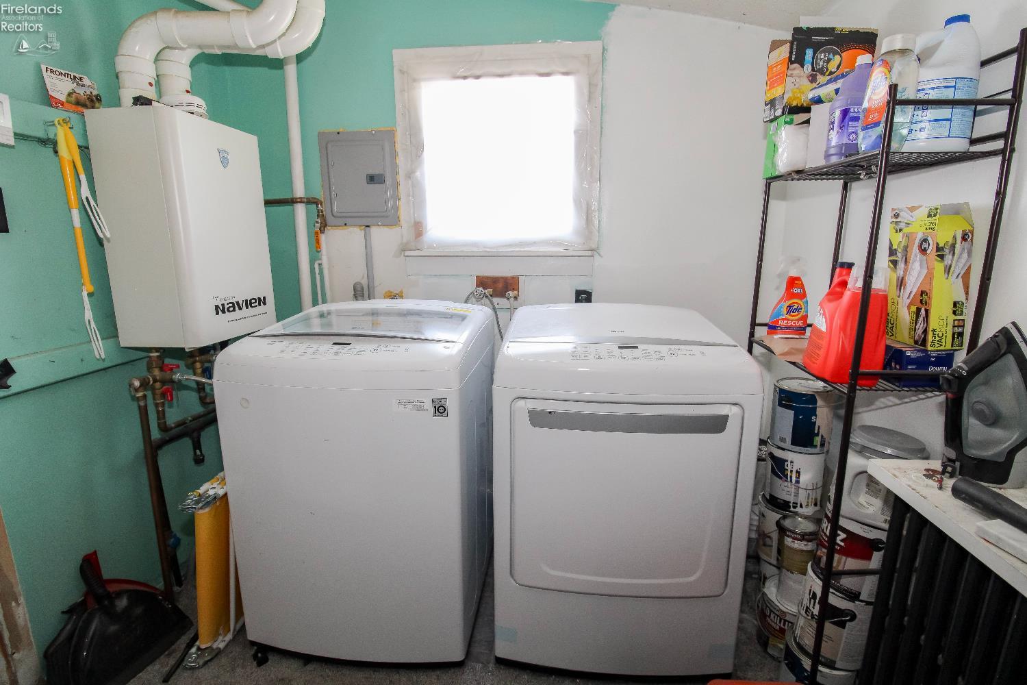 Sandusky, Ohio 44870, United States, 3 Bedrooms Bedrooms, ,1 BathroomBathrooms,Residential,Contingent,159396