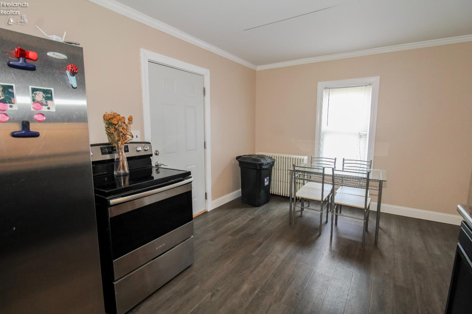 Sandusky, Ohio 44870, United States, 3 Bedrooms Bedrooms, ,1 BathroomBathrooms,Residential,Contingent,159396