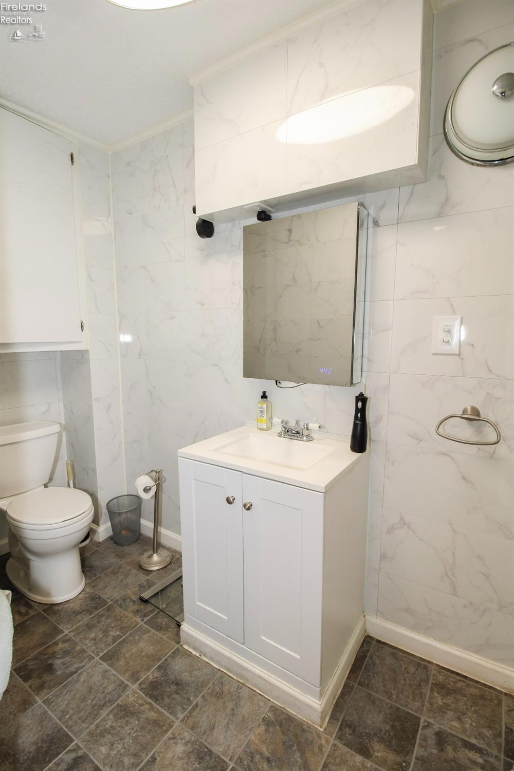 Sandusky, Ohio 44870, United States, 3 Bedrooms Bedrooms, ,1 BathroomBathrooms,Residential,Contingent,159396