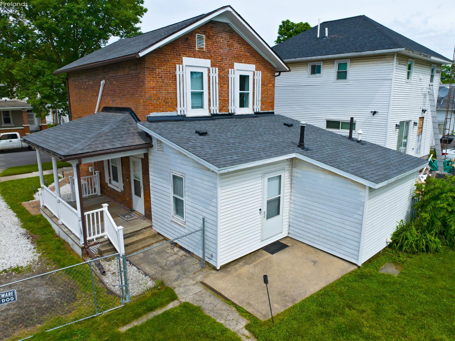 Sandusky, Ohio 44870, United States, 3 Bedrooms Bedrooms, ,1 BathroomBathrooms,Residential,Contingent,159396