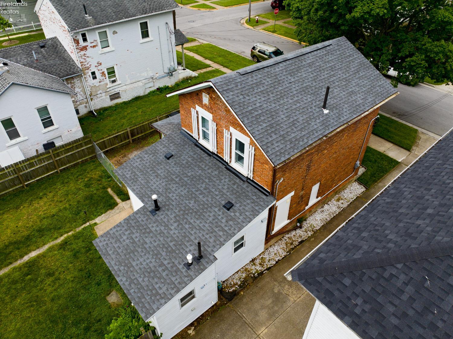 Sandusky, Ohio 44870, United States, 3 Bedrooms Bedrooms, ,1 BathroomBathrooms,Residential,Contingent,159396