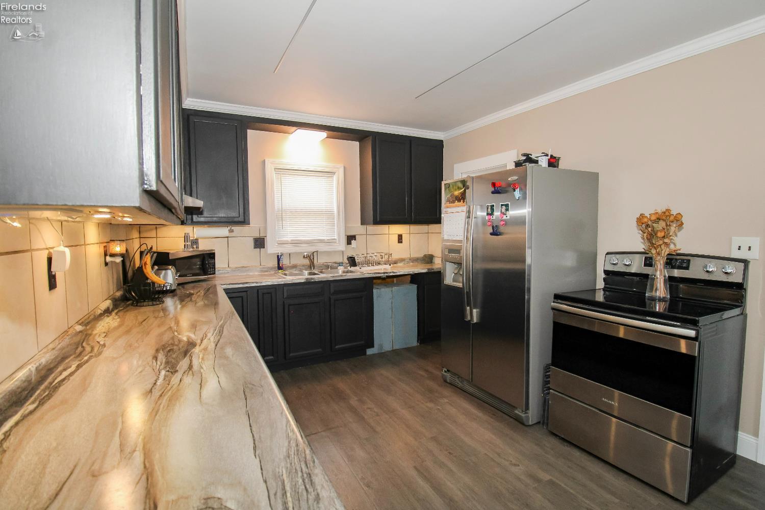 Sandusky, Ohio 44870, United States, 3 Bedrooms Bedrooms, ,1 BathroomBathrooms,Residential,Contingent,159396