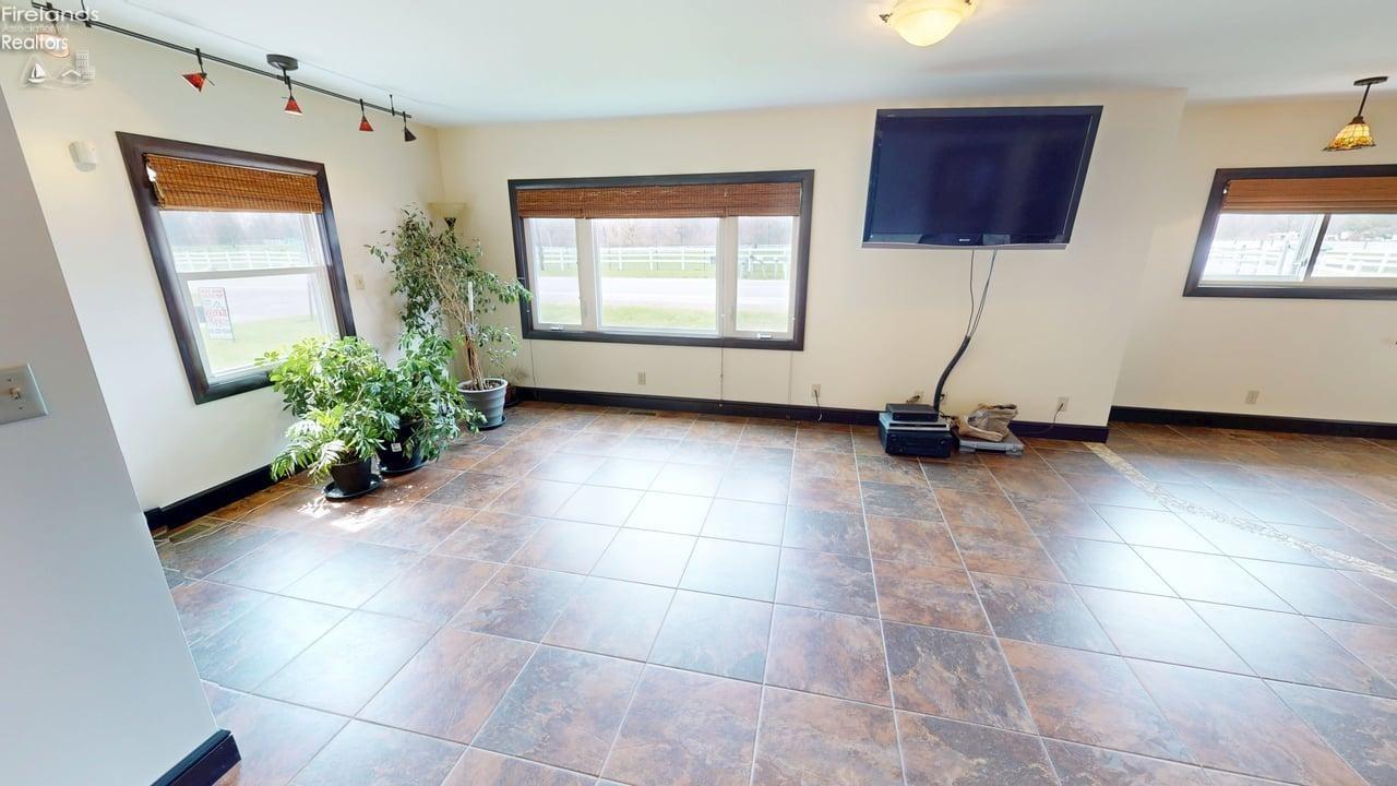5411 E Channel Drive, Port Clinton, Ohio image 46