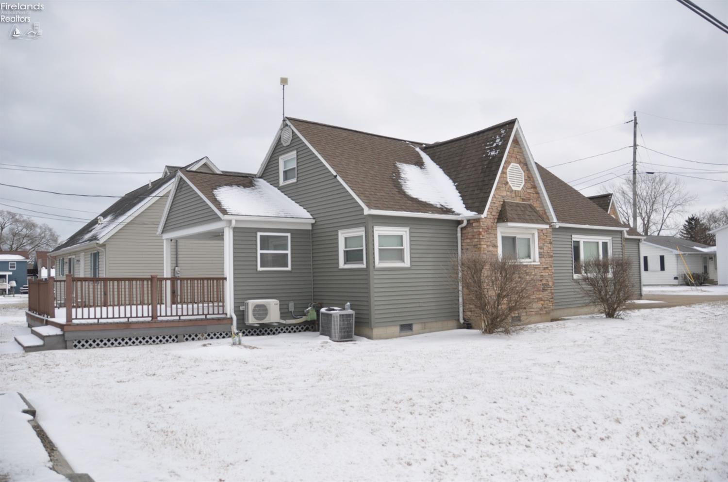 5411 E Channel Drive, Port Clinton, Ohio image 38