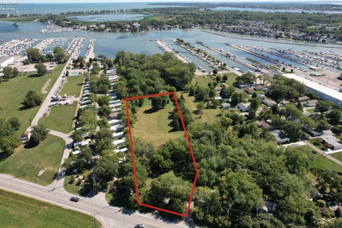 Homes For Sale - 2157 NE Catawba Road<br/> Port Clinton, OH 43452