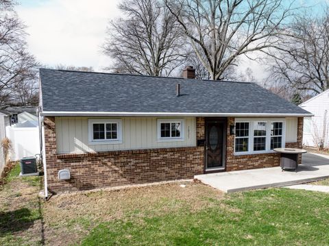 Homes For Sale - 1025 Hugo St<br/> Maumee, OH 43537