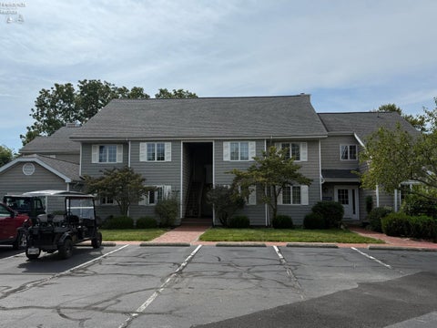 Photo for 111 W Lakeshore Drive 2B