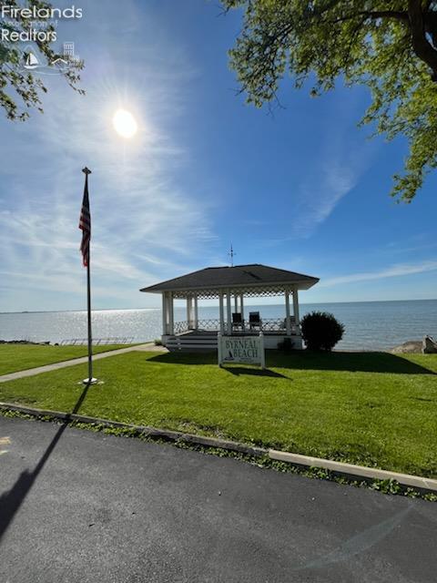 3776 E Pine Drive, Port Clinton, Texas image 1