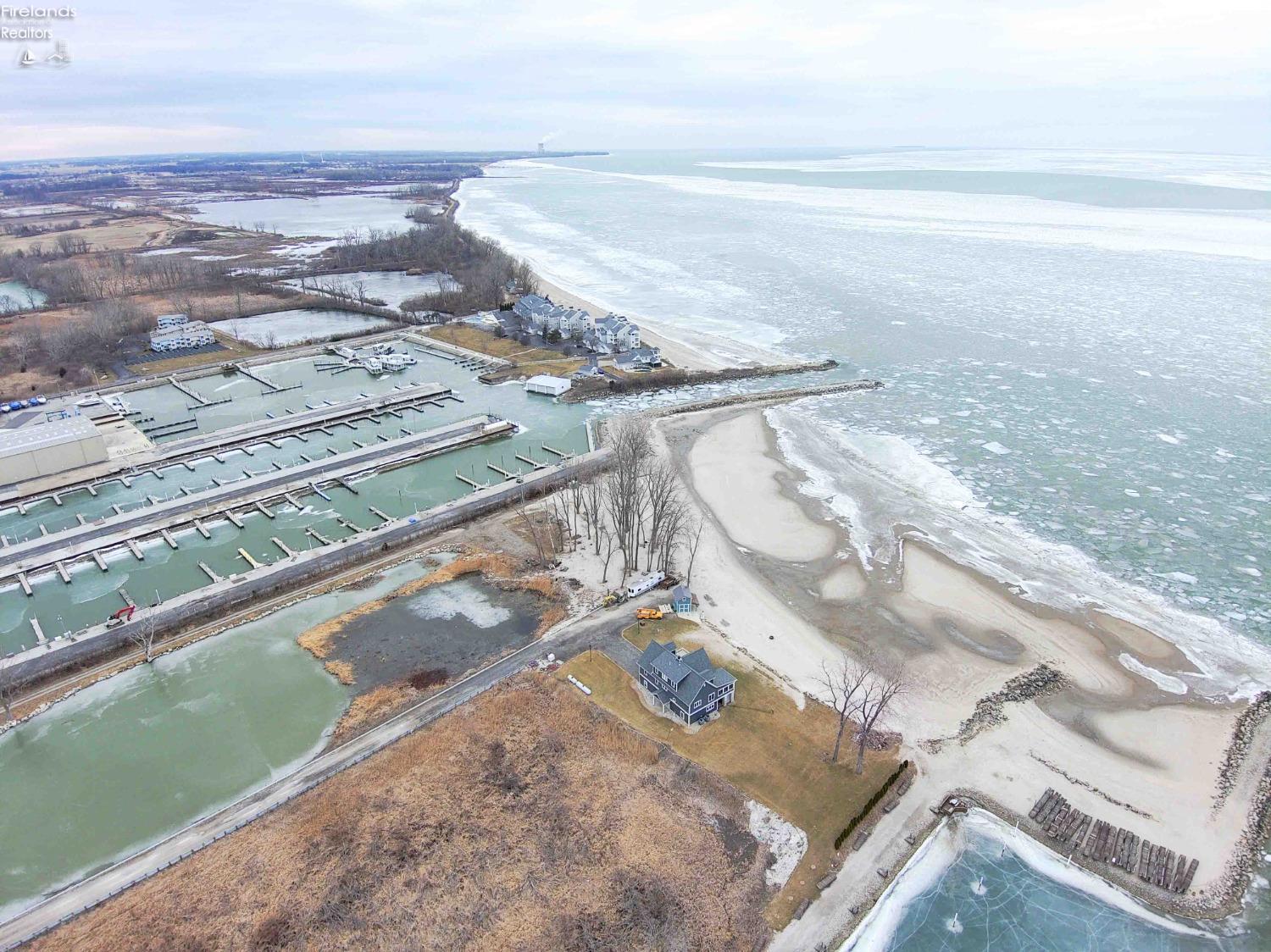 91 N Schooner Point Drive, Port Clinton, Ohio image 9