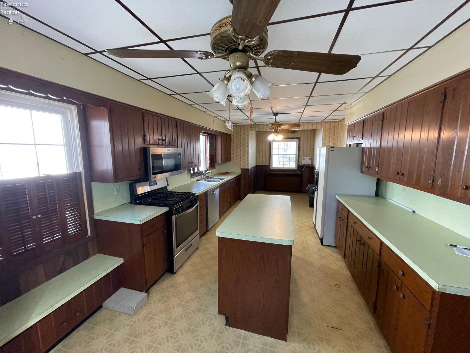 1202 S Marlboro St, Sandusky, Ohio image 10