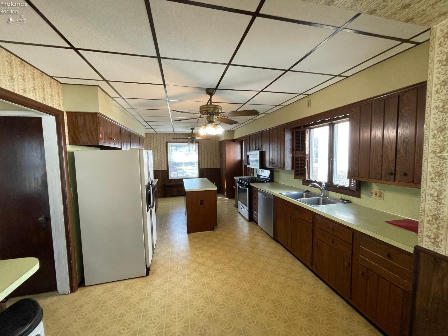 1202 S Marlboro St, Sandusky, Ohio image 13