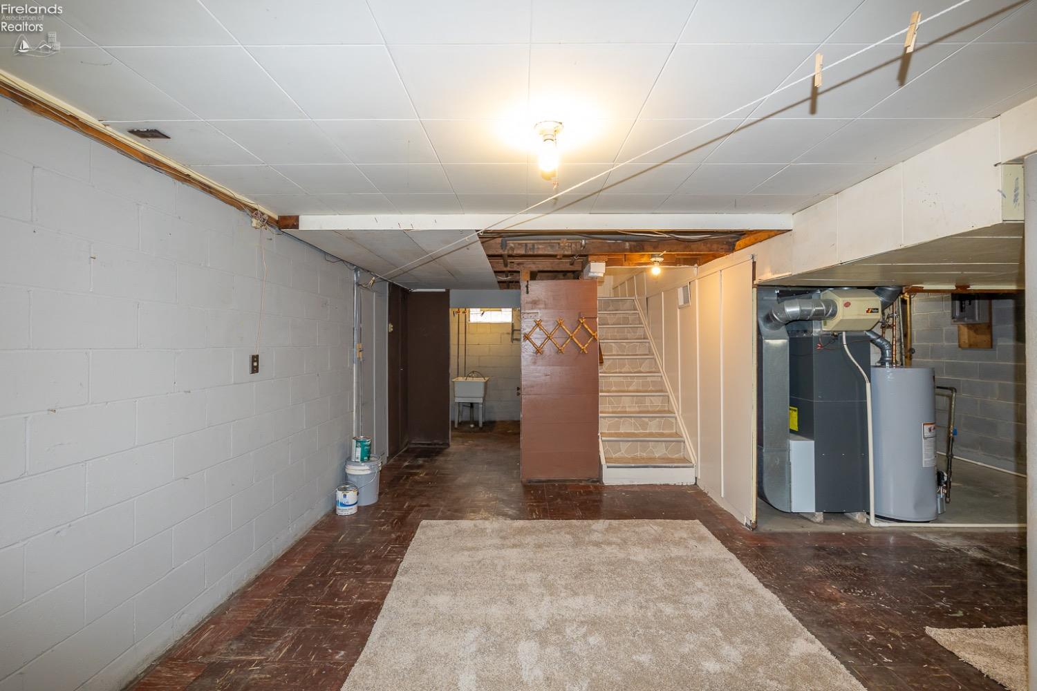 222 Brandtson Avenue, Elyria, New Mexico image 32