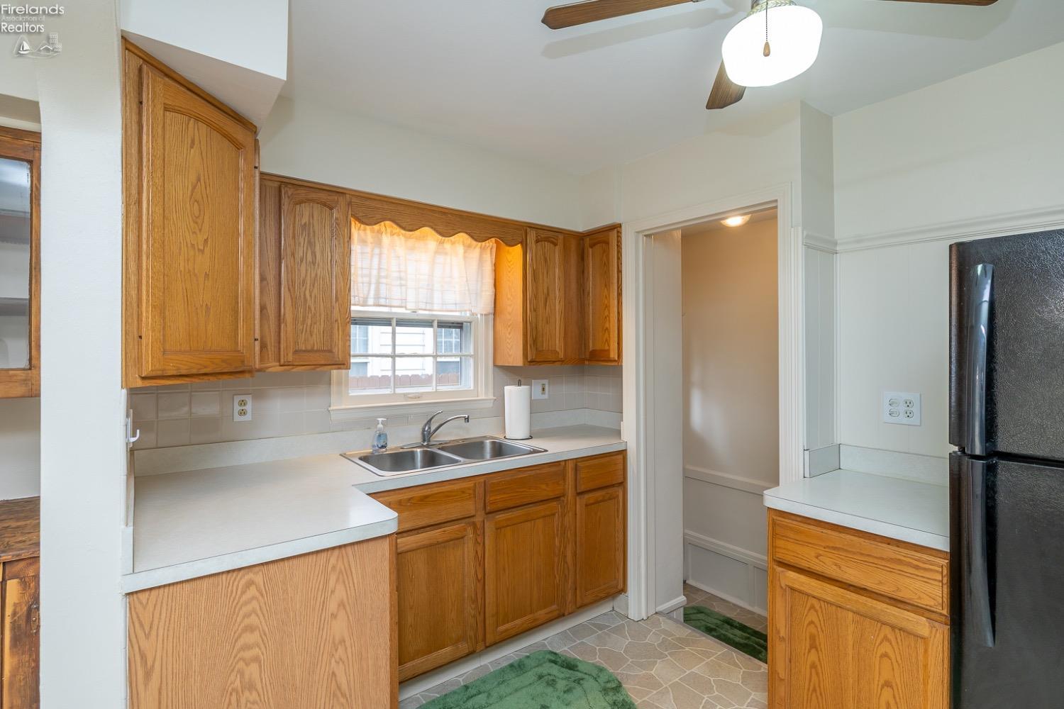 222 Brandtson Avenue, Elyria, New Mexico image 6