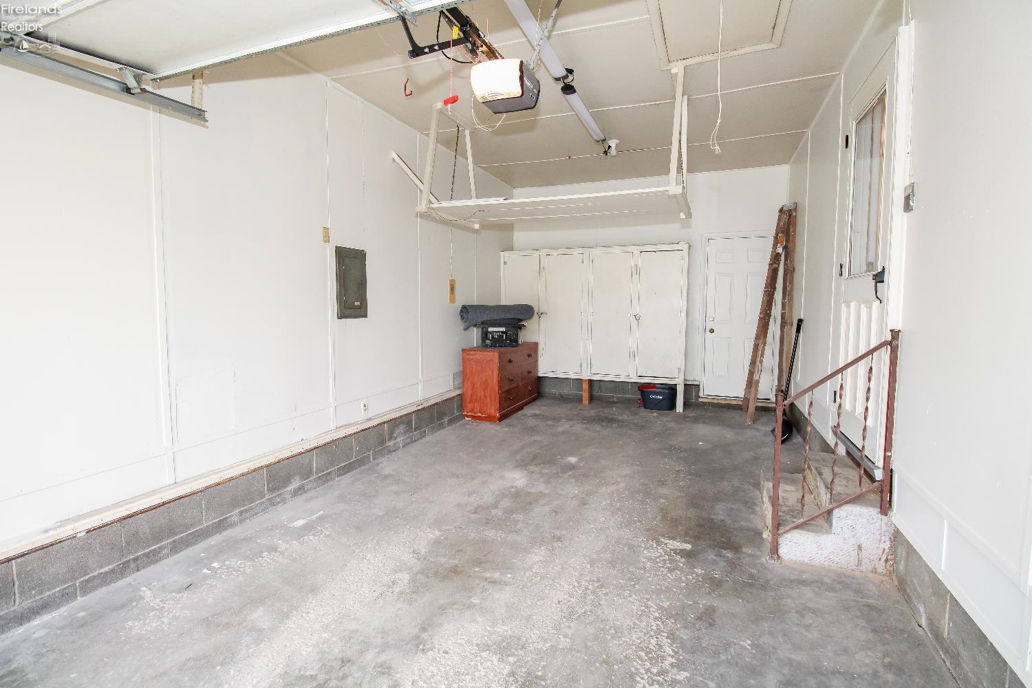 Sandusky, Ohio 44870, United States, 3 Bedrooms Bedrooms, ,1 BathroomBathrooms,Residential,Active,141665