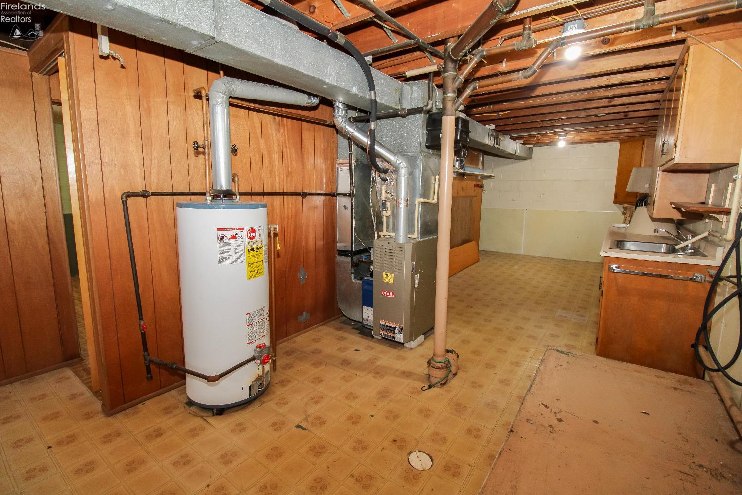 Sandusky, Ohio 44870, United States, 3 Bedrooms Bedrooms, ,1 BathroomBathrooms,Residential,Active,141665