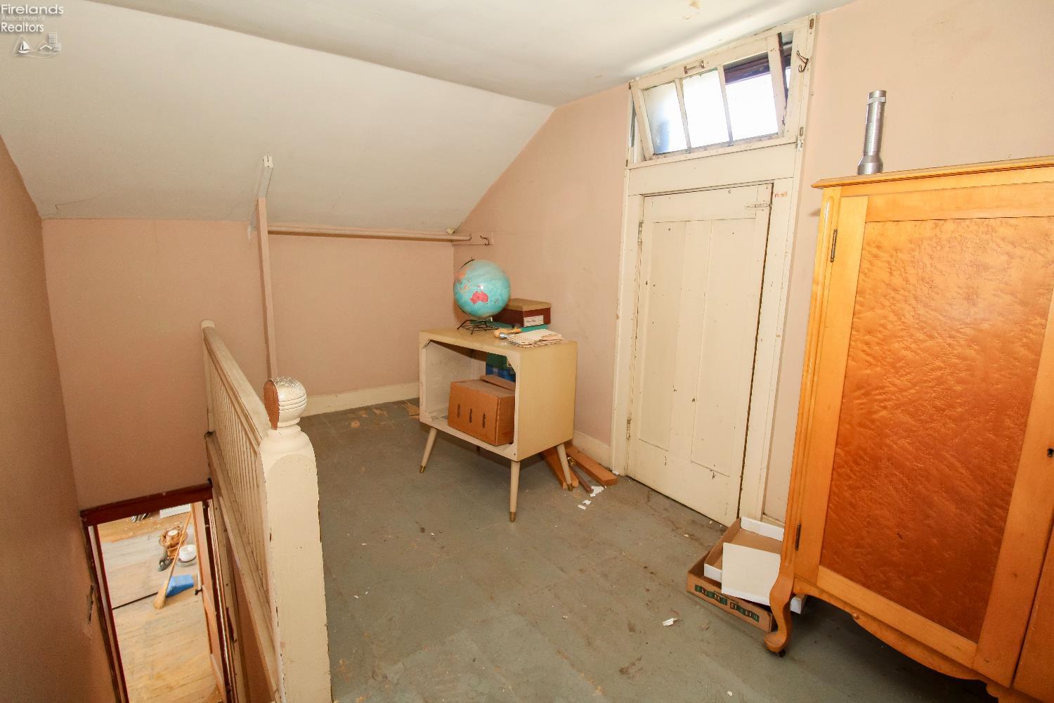 Amherst, Ohio 44001, United States, 3 Bedrooms Bedrooms, ,1 BathroomBathrooms,Residential,Active,156950