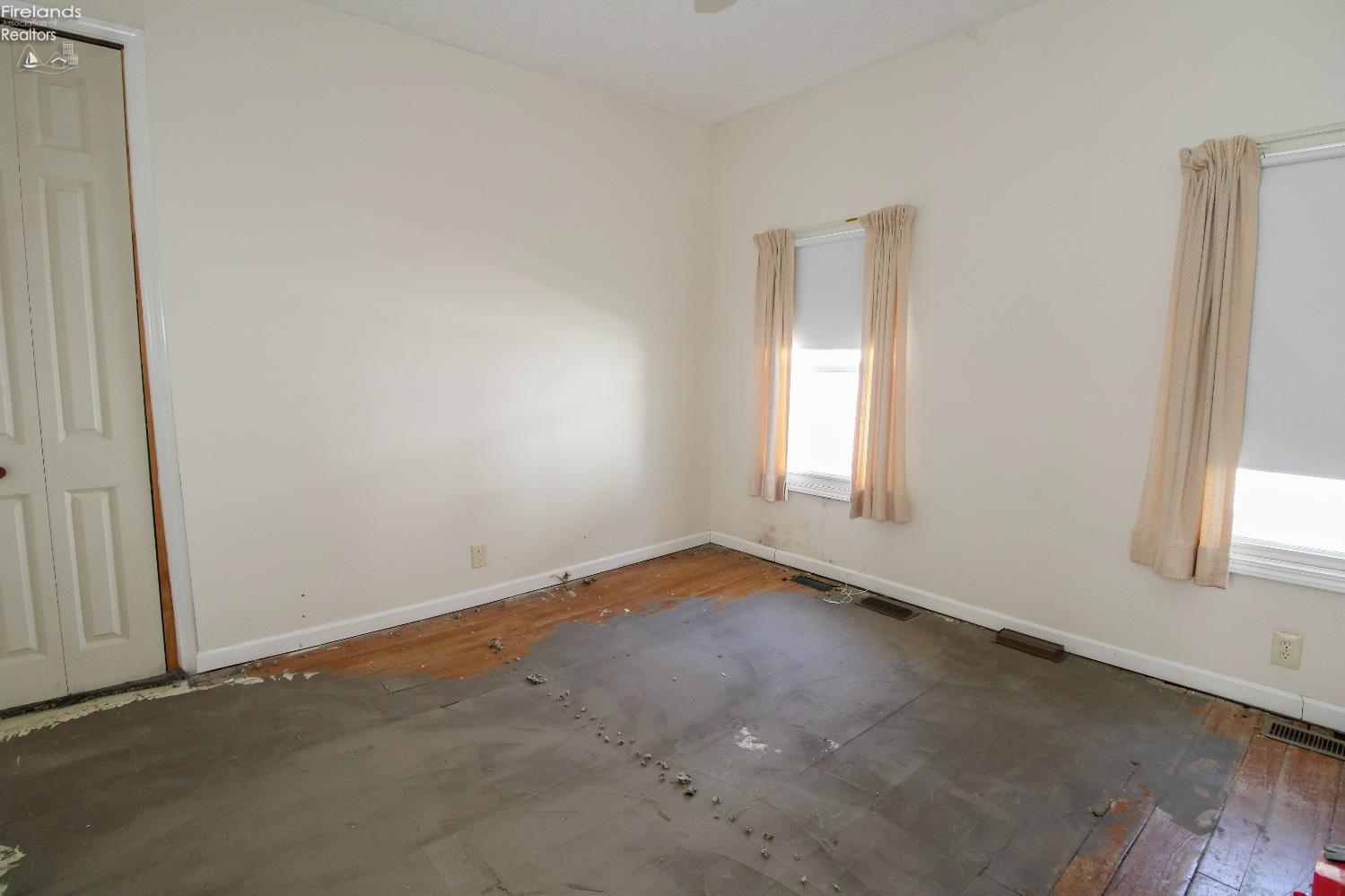 Amherst, Ohio 44001, United States, 3 Bedrooms Bedrooms, ,1 BathroomBathrooms,Residential,Active,156950