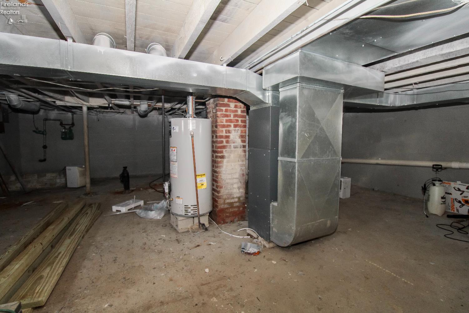 Amherst, Ohio 44001, United States, 3 Bedrooms Bedrooms, ,1 BathroomBathrooms,Residential,Active,156950