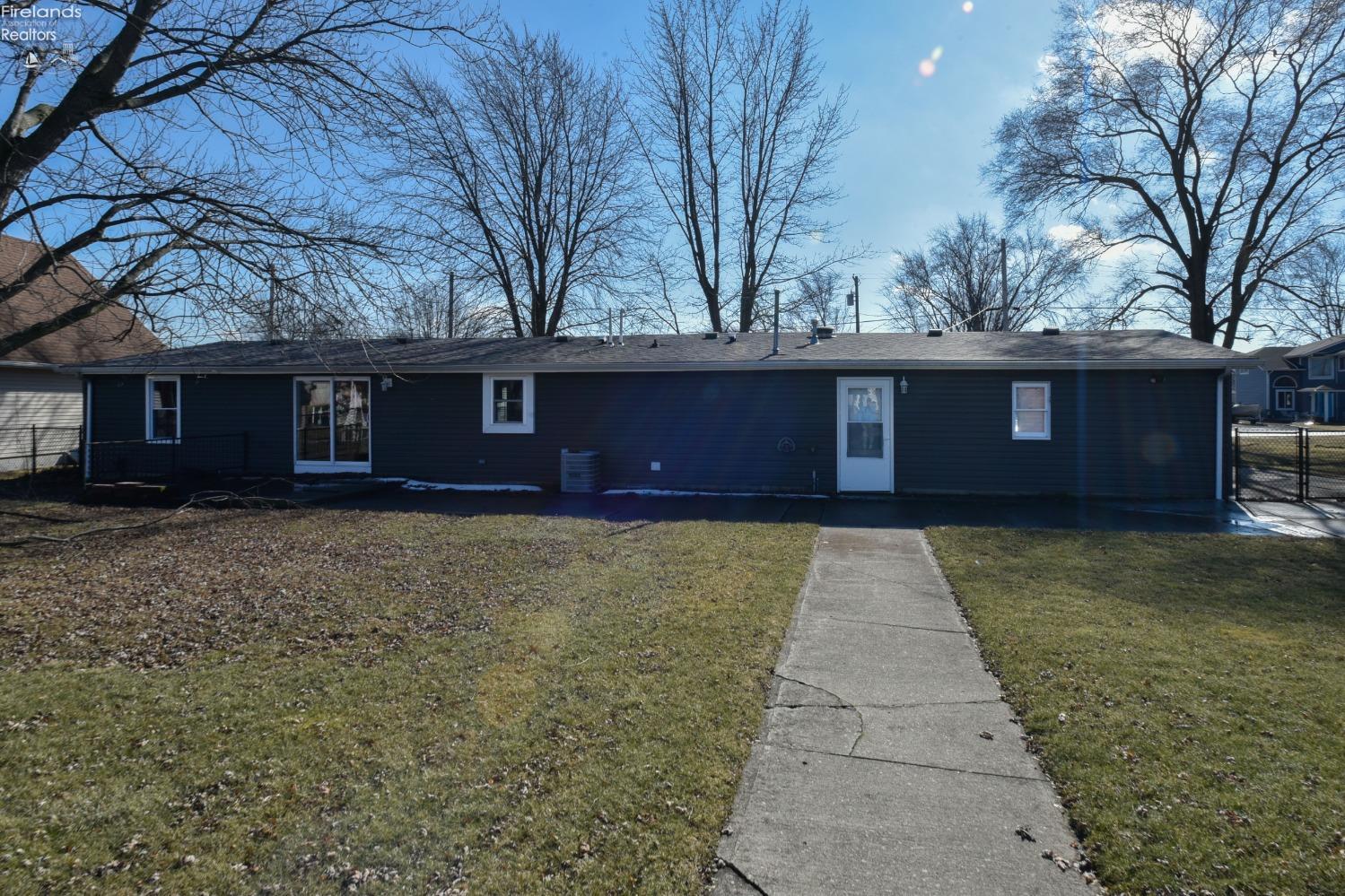 3085 E Canal Road, Port Clinton, Ohio image 5