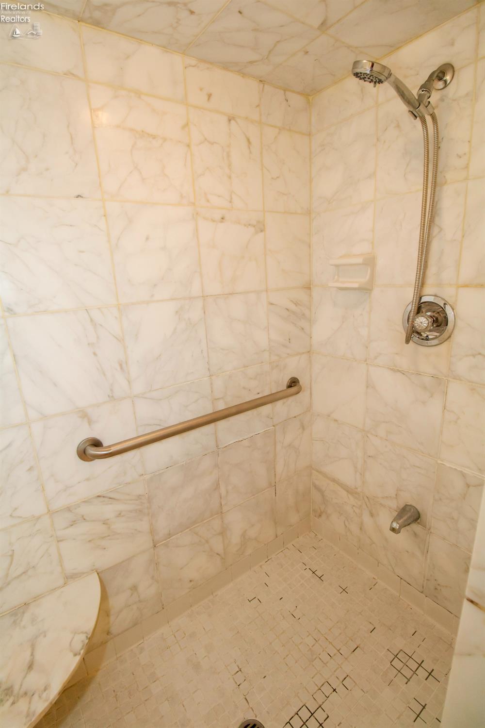 Sandusky, Ohio 44870, United States, 3 Bedrooms Bedrooms, ,3 BathroomsBathrooms,Residential,Coming Soon,219027