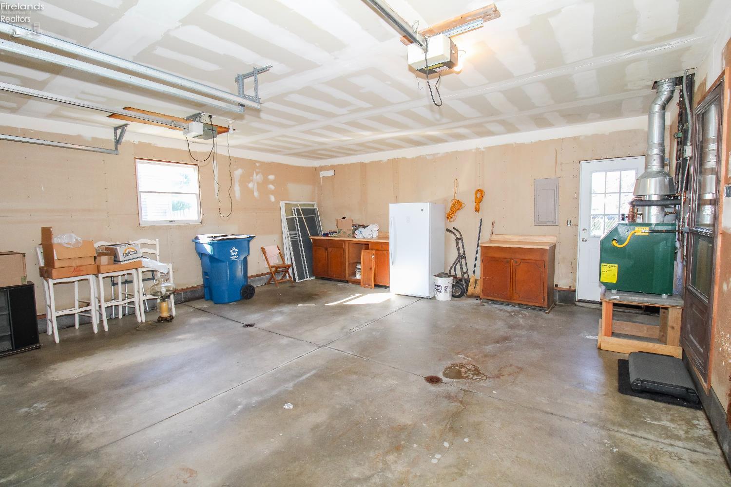 Sandusky, Ohio 44870, United States, 3 Bedrooms Bedrooms, ,3 BathroomsBathrooms,Residential,Coming Soon,219027