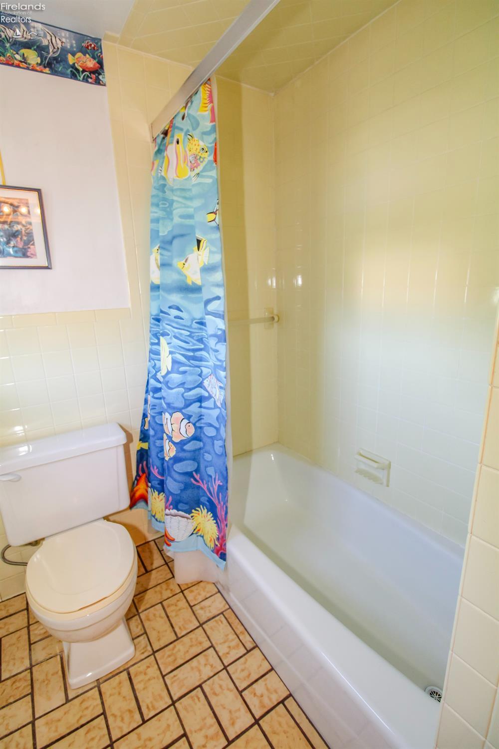 Sandusky, Ohio 44870, United States, 3 Bedrooms Bedrooms, ,3 BathroomsBathrooms,Residential,Coming Soon,219027