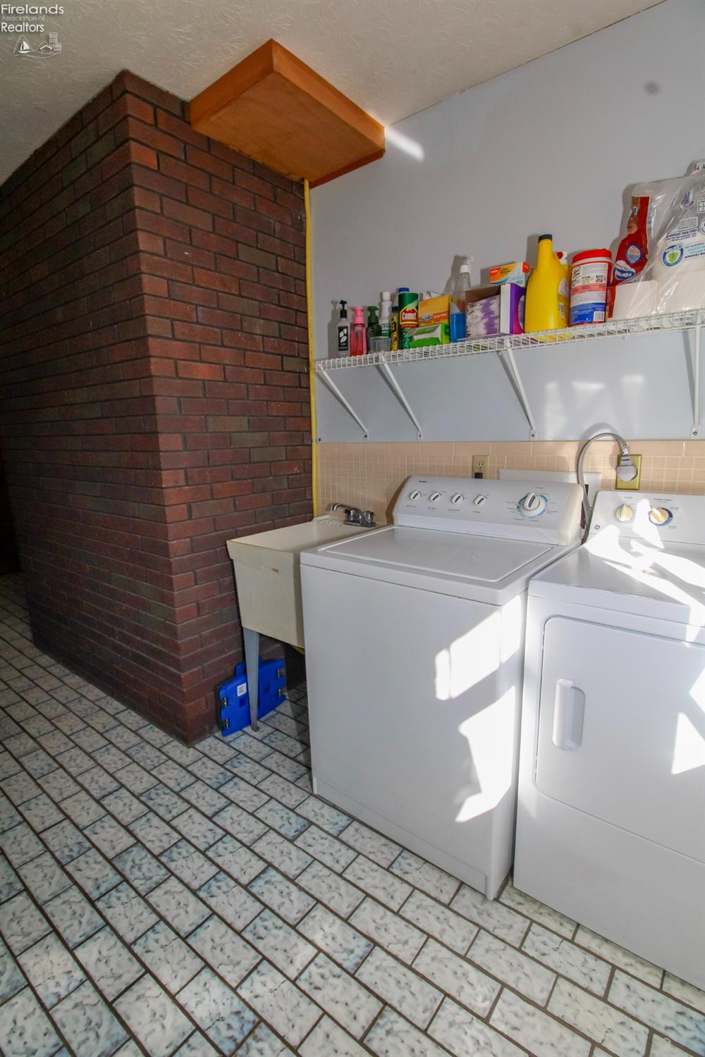 Sandusky, Ohio 44870, United States, 3 Bedrooms Bedrooms, ,3 BathroomsBathrooms,Residential,Coming Soon,219027