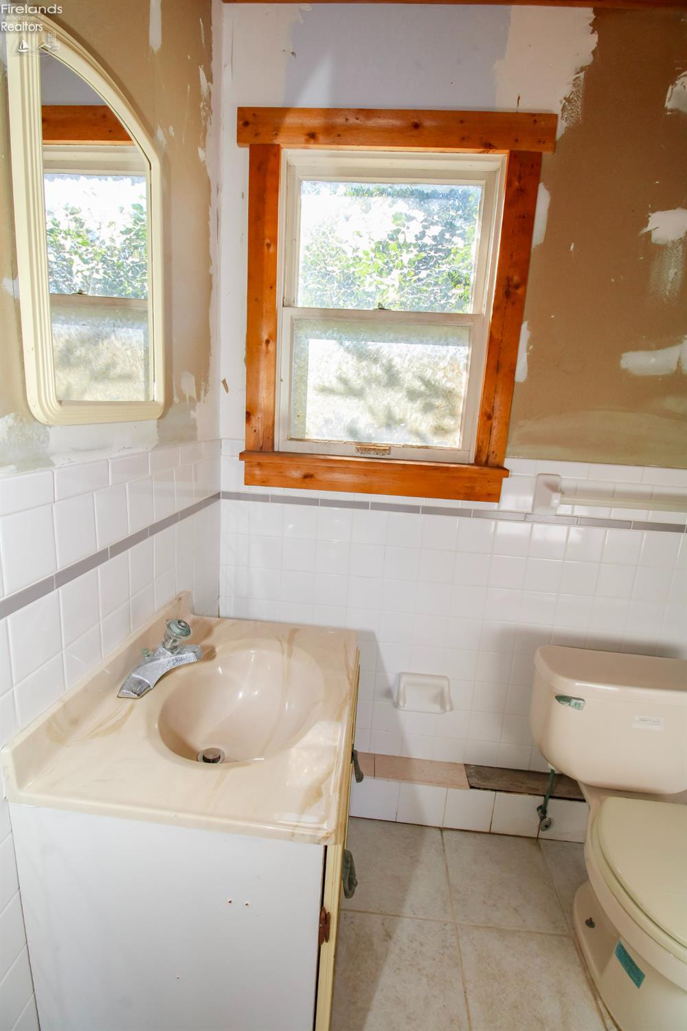 Sandusky, Ohio 44870, United States, 3 Bedrooms Bedrooms, ,3 BathroomsBathrooms,Residential,Coming Soon,219027