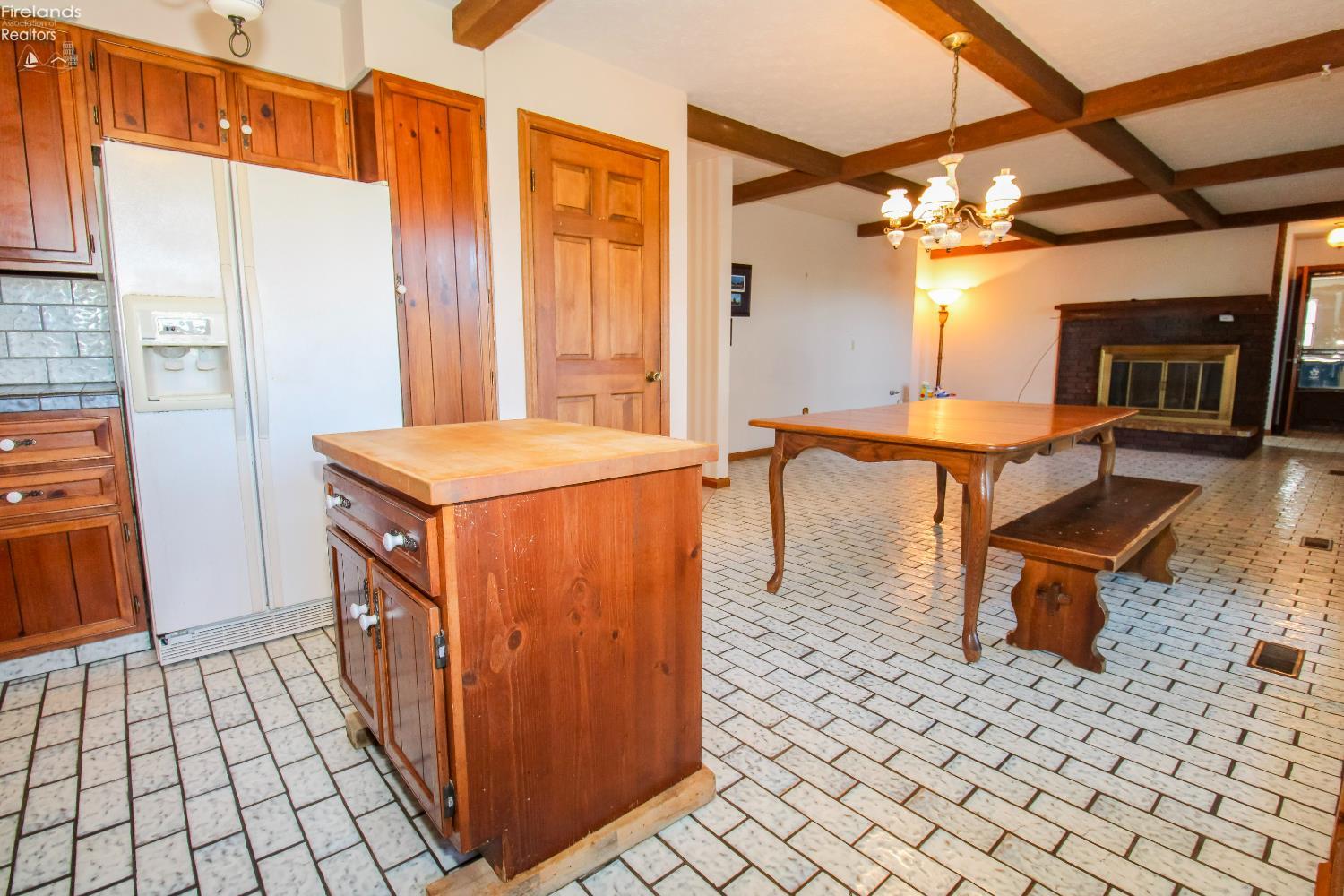 Sandusky, Ohio 44870, United States, 3 Bedrooms Bedrooms, ,3 BathroomsBathrooms,Residential,Coming Soon,219027