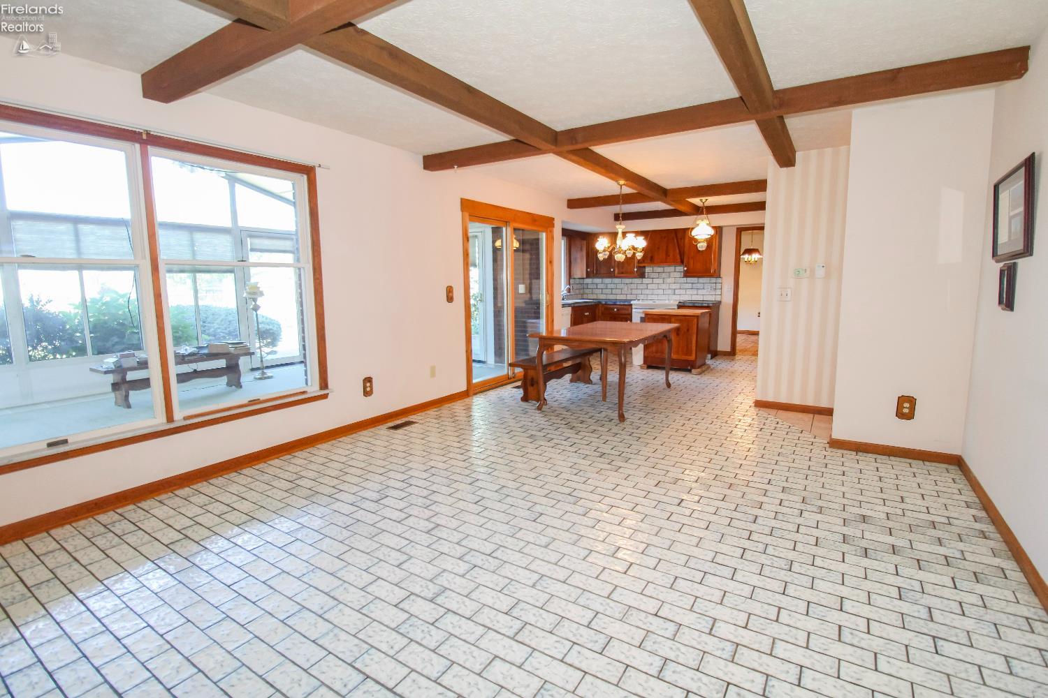 Sandusky, Ohio 44870, United States, 3 Bedrooms Bedrooms, ,3 BathroomsBathrooms,Residential,Coming Soon,219027