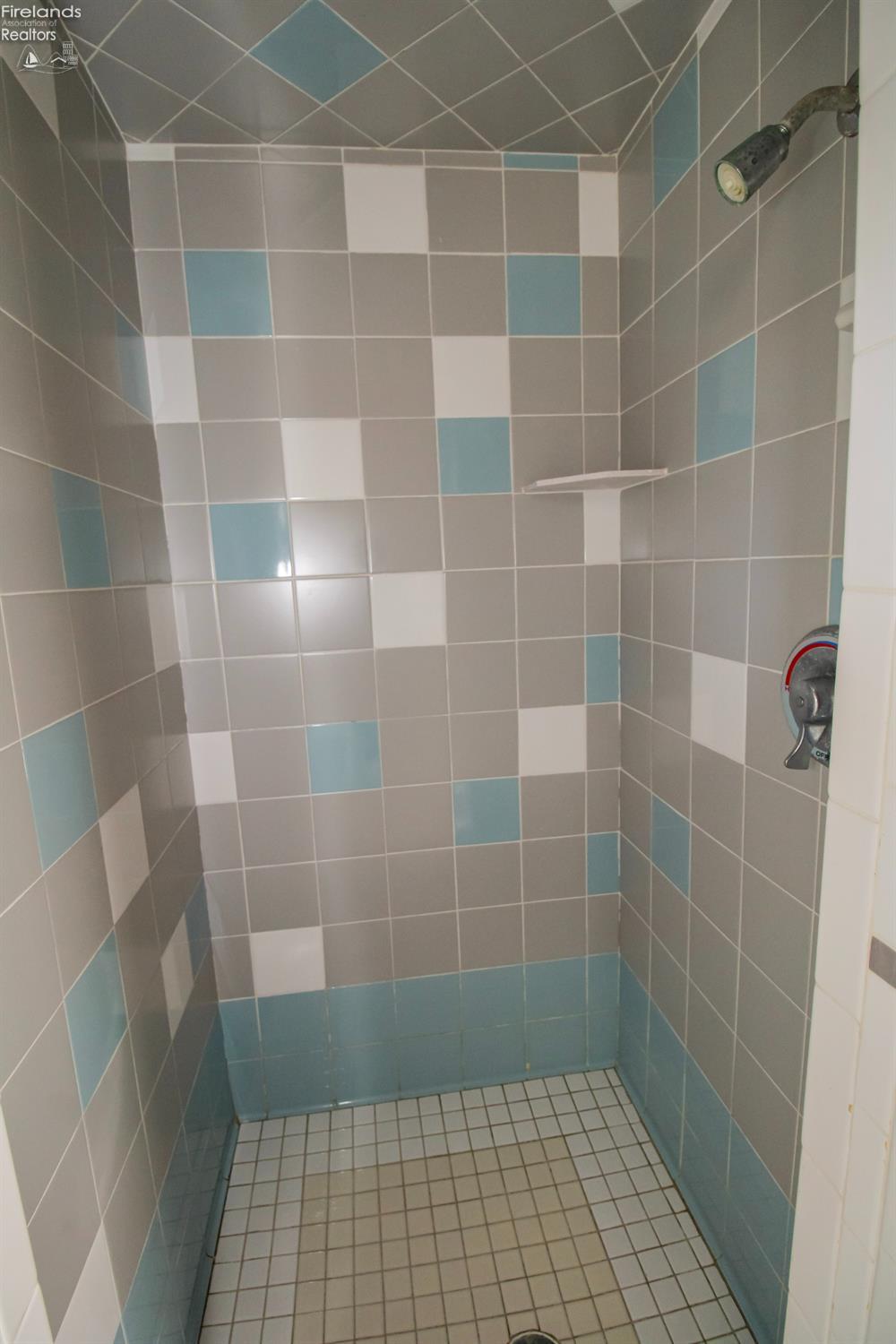 Sandusky, Ohio 44870, United States, 3 Bedrooms Bedrooms, ,3 BathroomsBathrooms,Residential,Coming Soon,219027