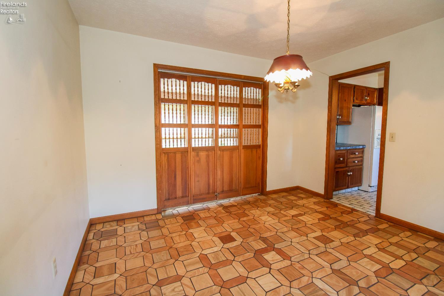 Sandusky, Ohio 44870, United States, 3 Bedrooms Bedrooms, ,3 BathroomsBathrooms,Residential,Coming Soon,219027