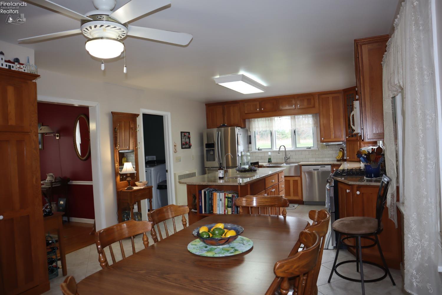 138 S Norwalk Road, Norwalk, Ohio image 6