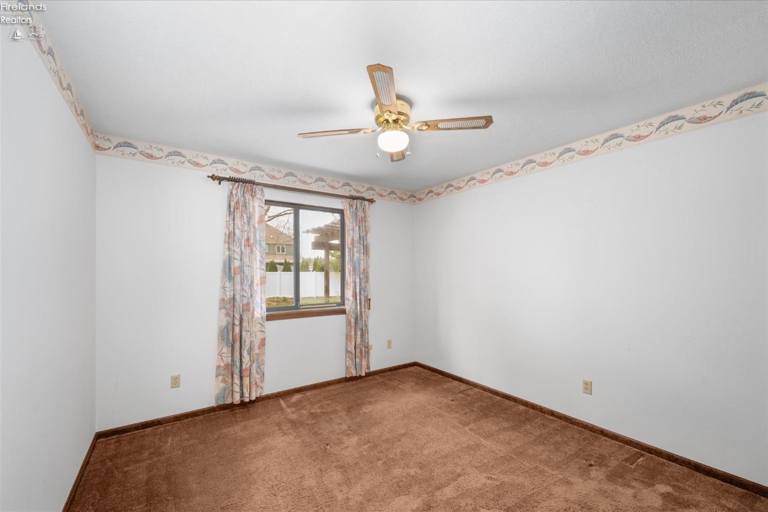 3211 Stonewood Drive, Sandusky, Ohio image 14